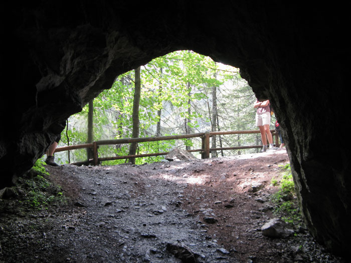 Jaskinia Dziura